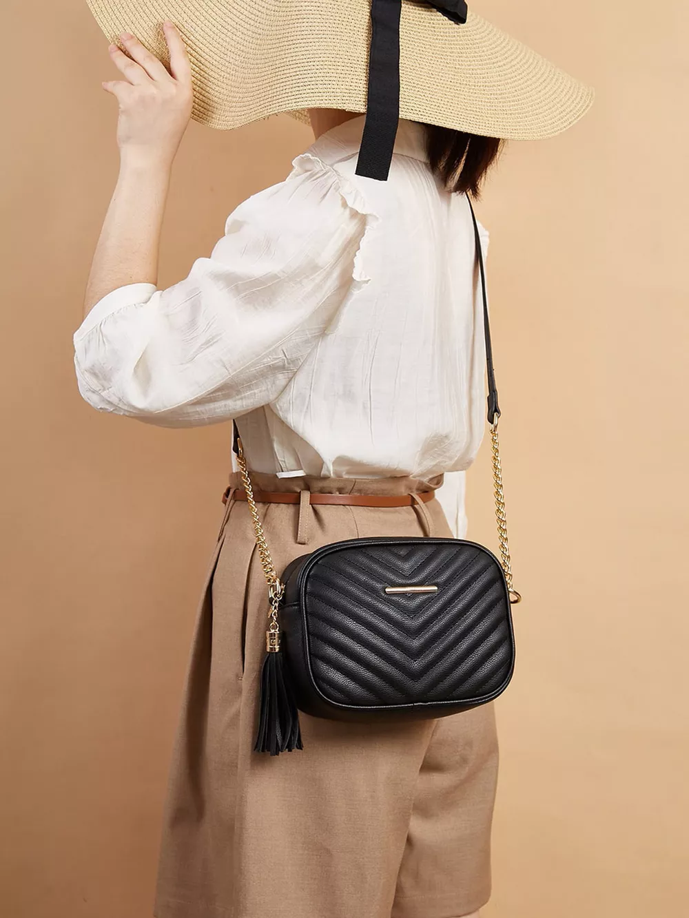 Quilted PU Leather Crossbody Bag with Tassel, image 2