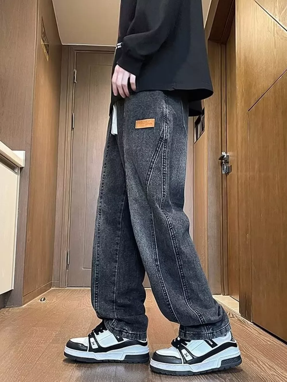 Men's Plus Size Vintage Wash Straight-Leg Jeans, image 4