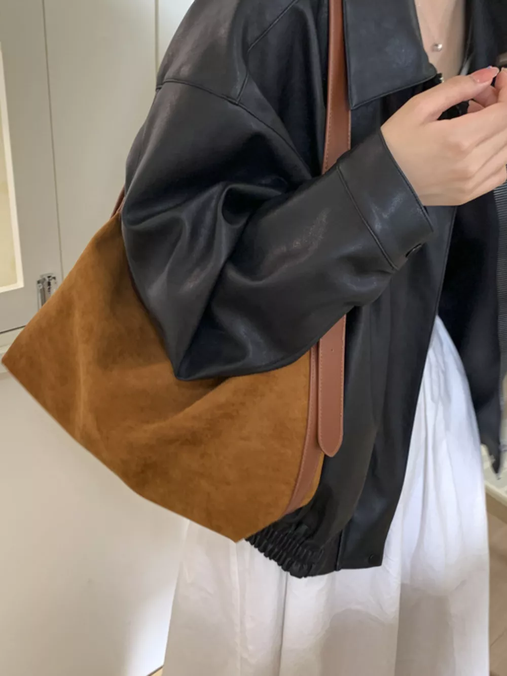 Solid Color Suede Hobo Crossbody Bag, image 3