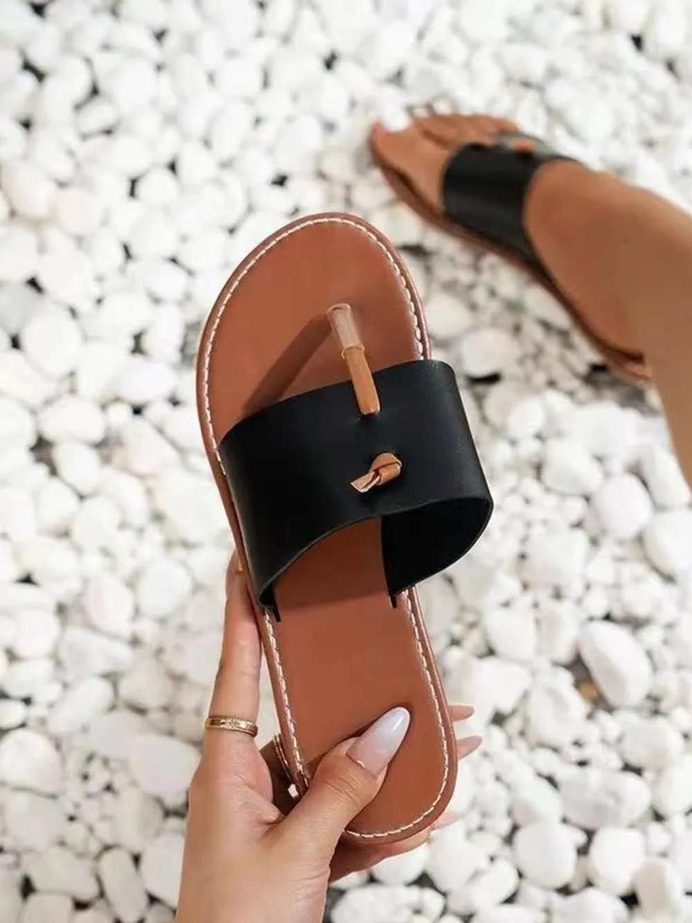 Toe Post Flats Sandals, image 4