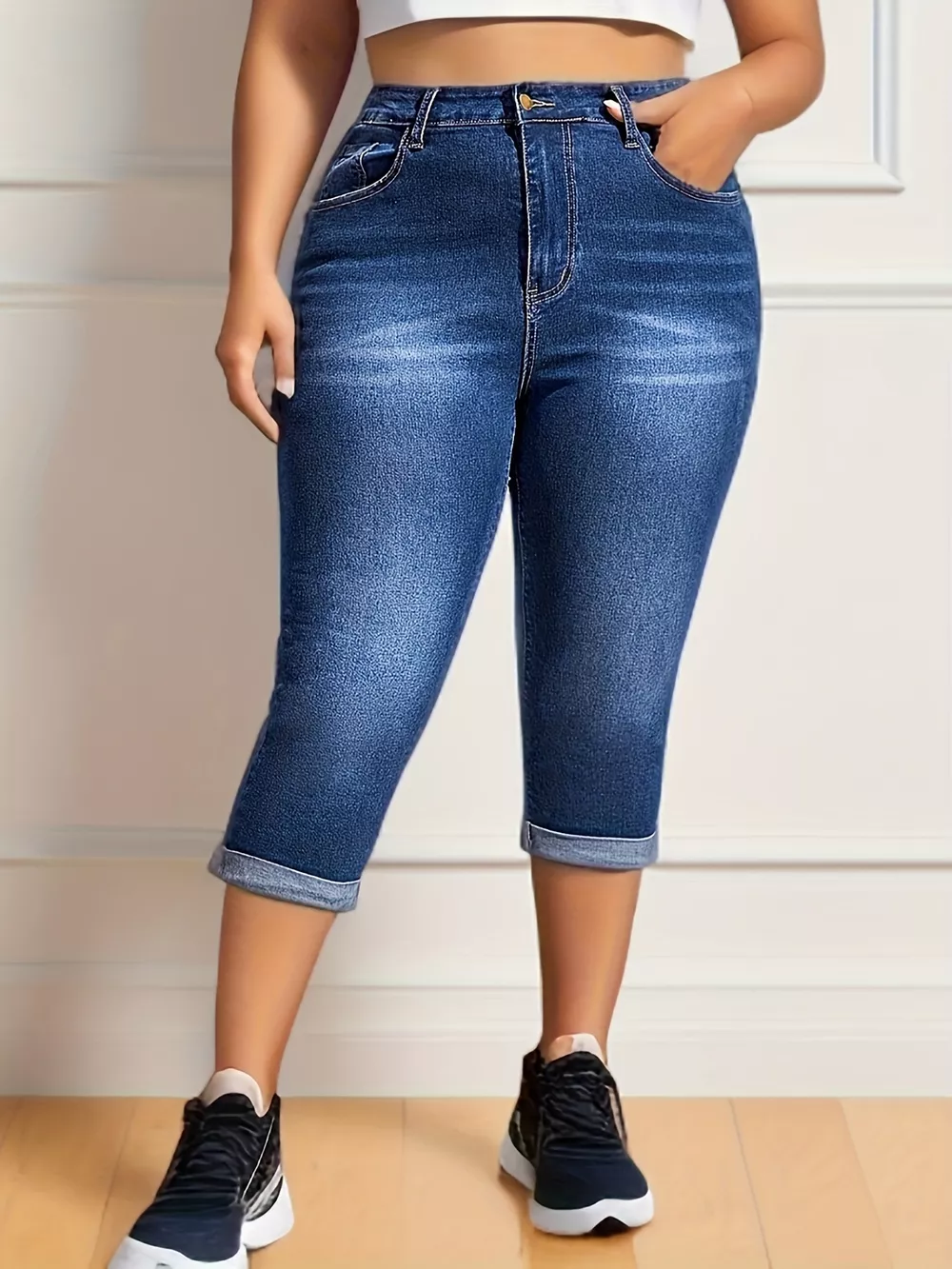 Plus Size Rolled Hem High Waist Denim Capri Jeans, image 2