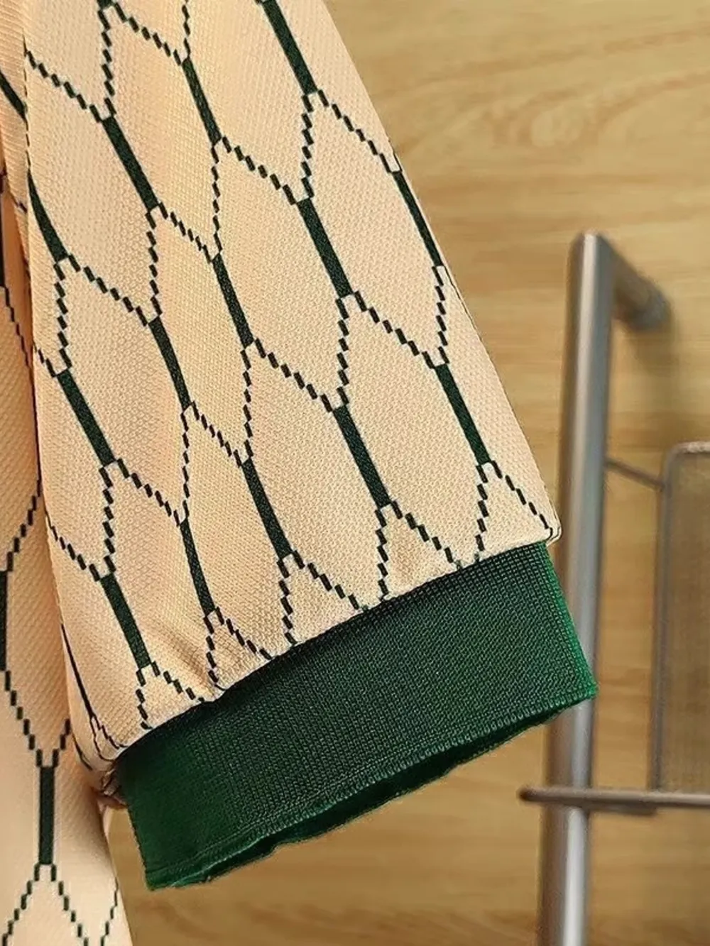 Men's Plus Size Diamond Pattern Contrast Collar Knit Polo, image 2