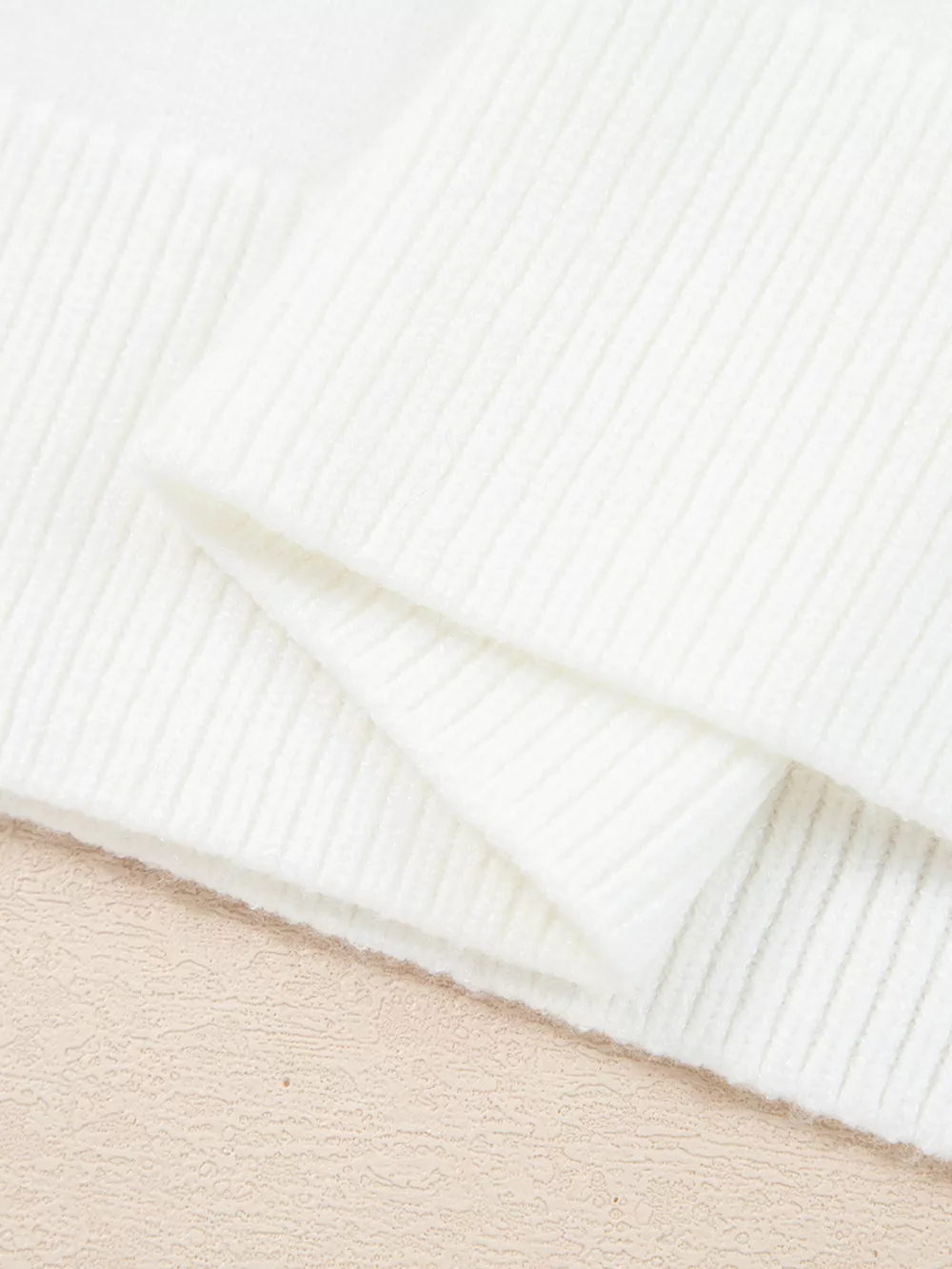 MERRY Letter Pattern Christmas Raglan Sleeve Sweater, image 4
