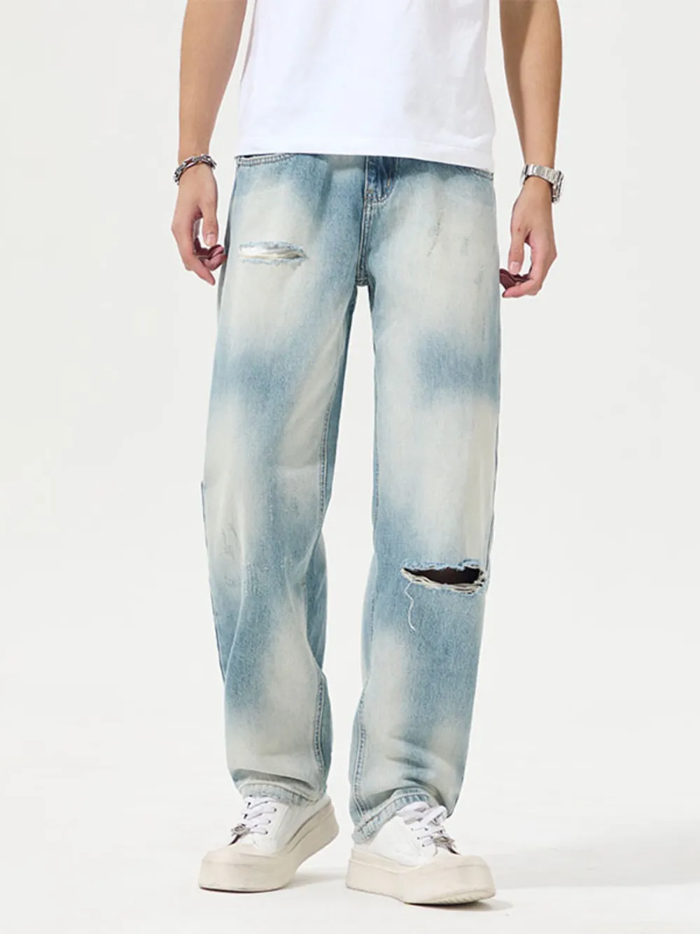 Men's Distressed Relaxed Fit Jeans