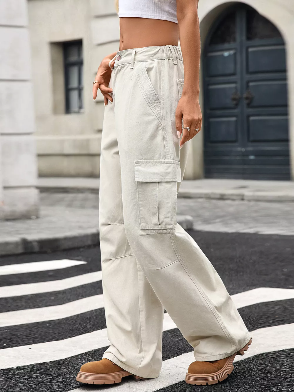 Relaxed Fit Cargo Jeans, image 4