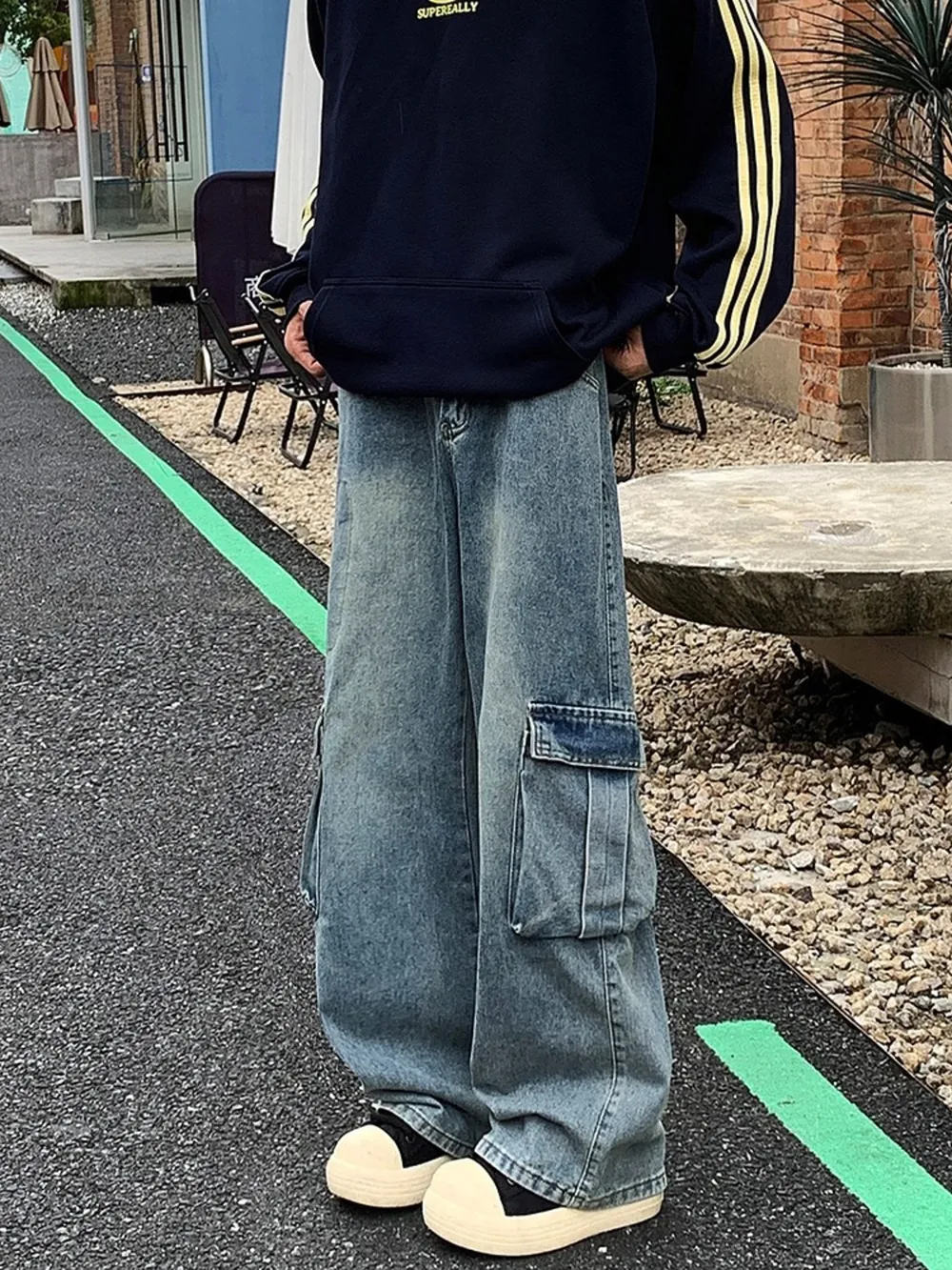 Men's Full Size Vintage Wash Wide Leg Cargo Jeans Plus Size, image 5