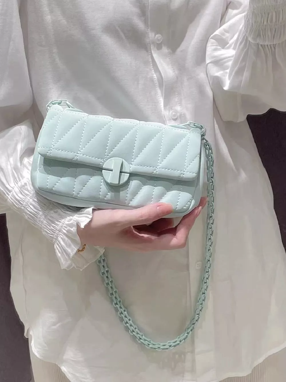 Quilted Flap Chain Crossbody Bag