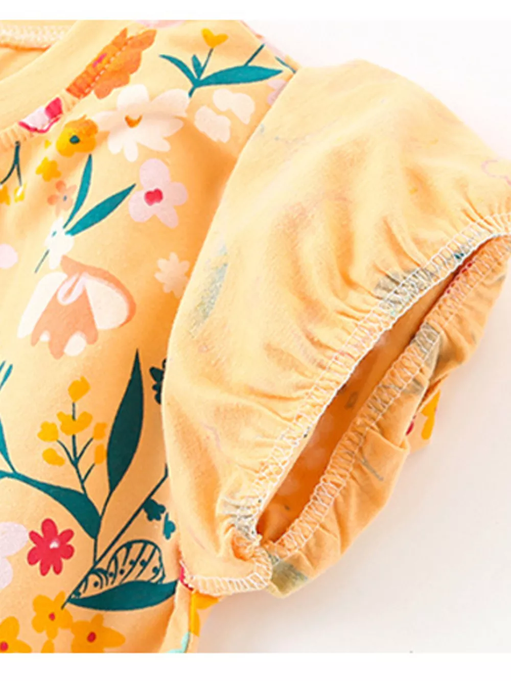 Children's Floral Print Ruffle Trim T-Shirt and Shorts Set, image 2