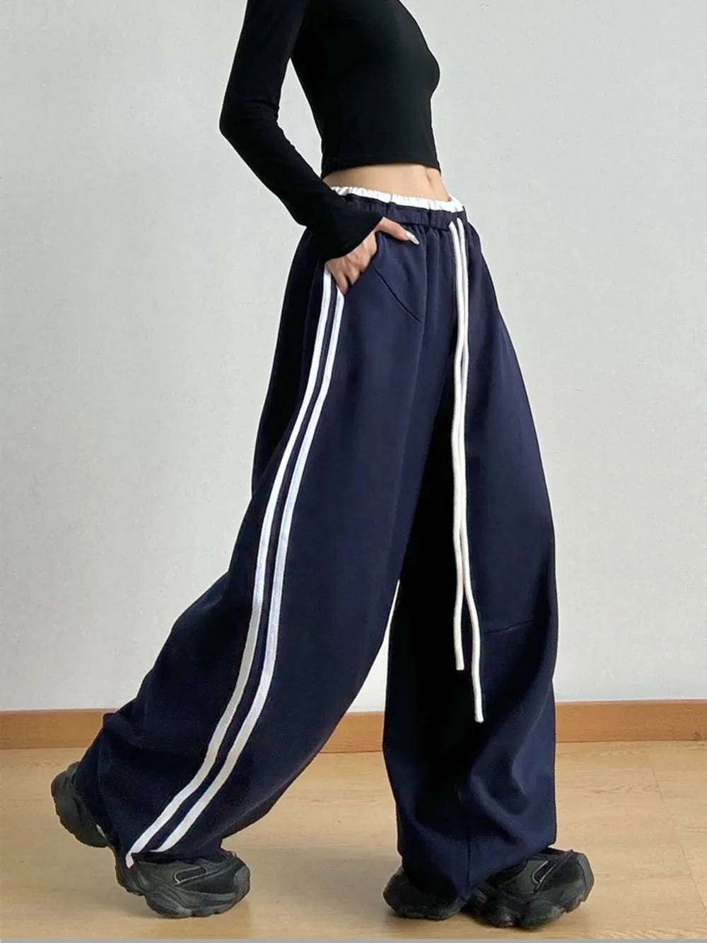 Wide Leg Drawstring Pants, image 17