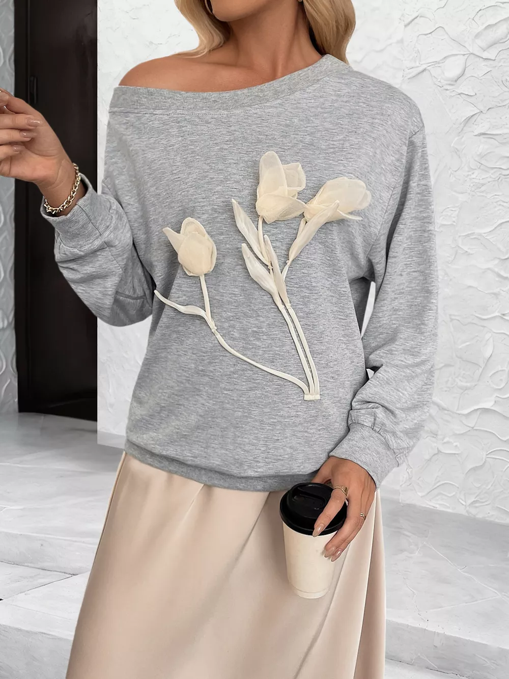 Floral Applique Boat Neck Sweatshirt, image 3