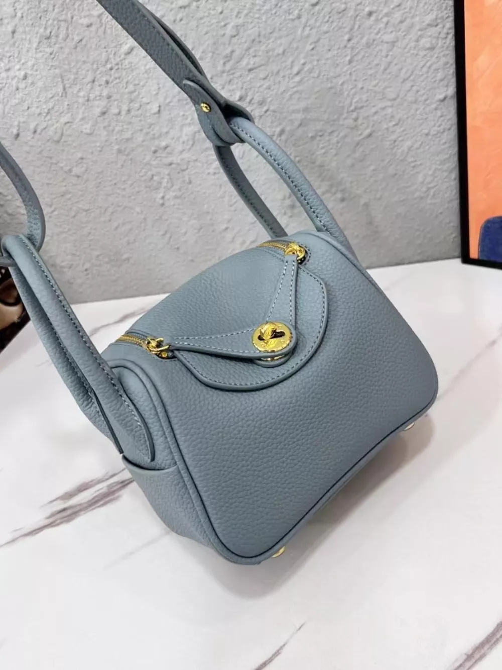 Gold-Tone Hardware Leather Crossbody Bag, image 15