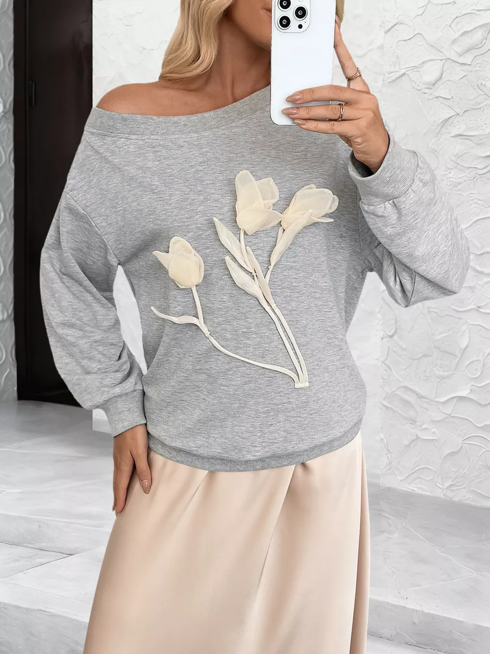 Floral Applique Boat Neck Sweatshirt, image 4