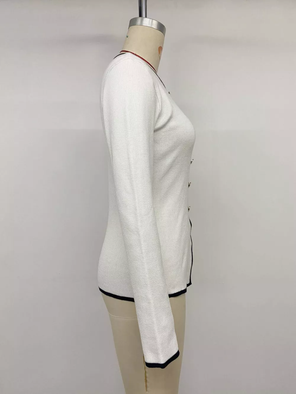 Contrast Trim Button Decor Knit Top, image 12