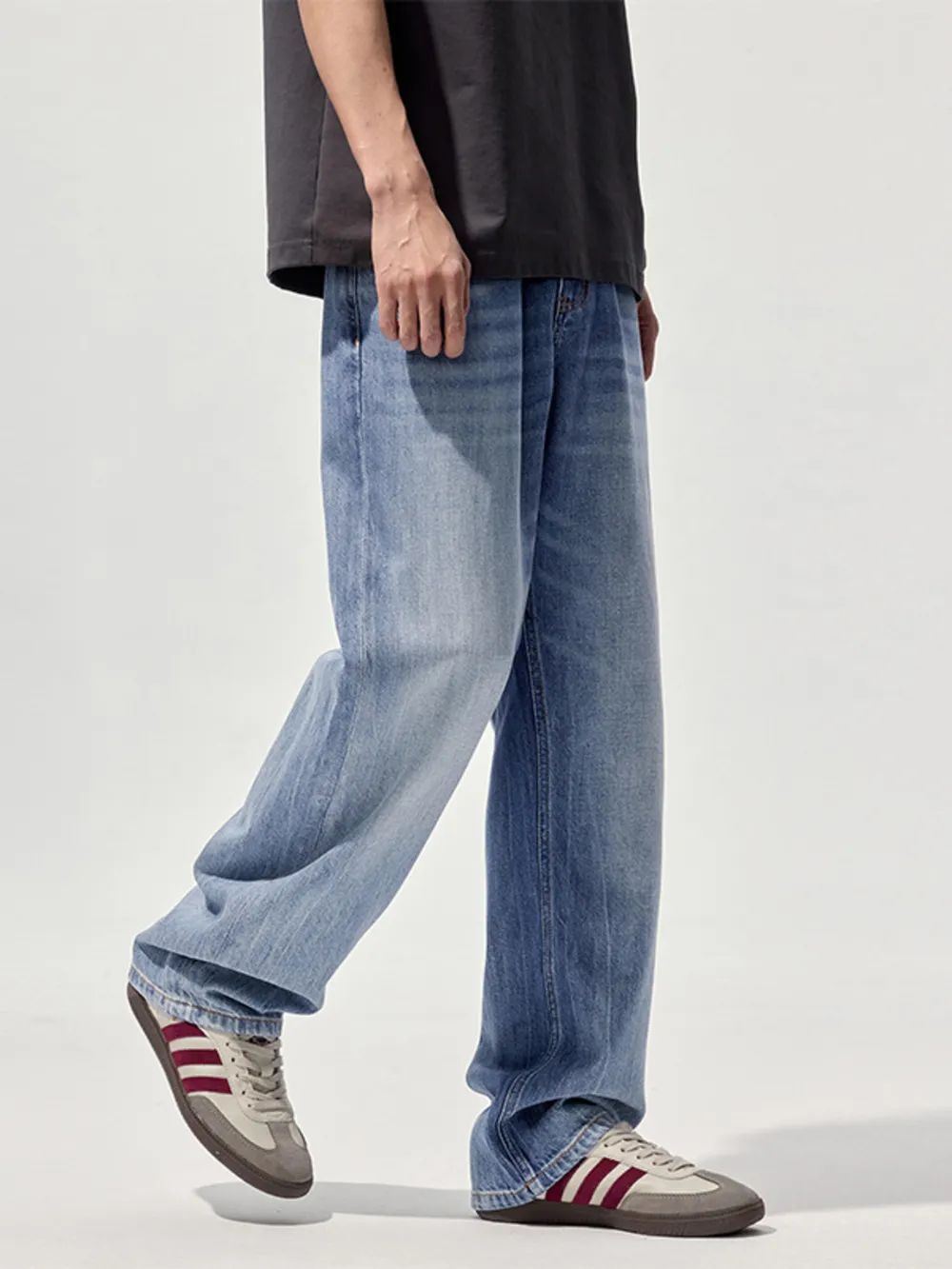 Men's Wide-Leg Relaxed Fit Jeans, image 3