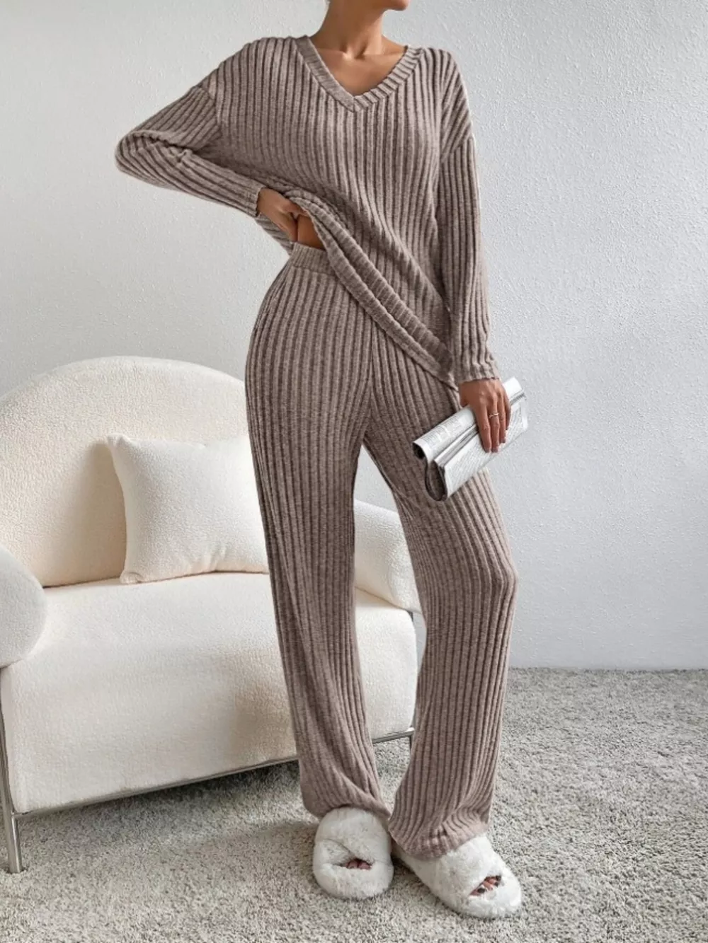 Ribbed Knit V-Neck Top and Pants Set, image 2