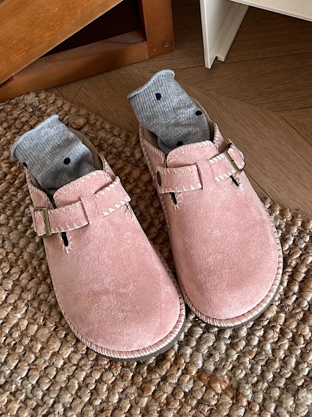 Round Toe Flats Slip-Ons, image 2