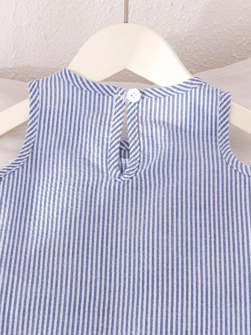 Children's Striped Sleeveless Top and Pants Set with Bows, image 4