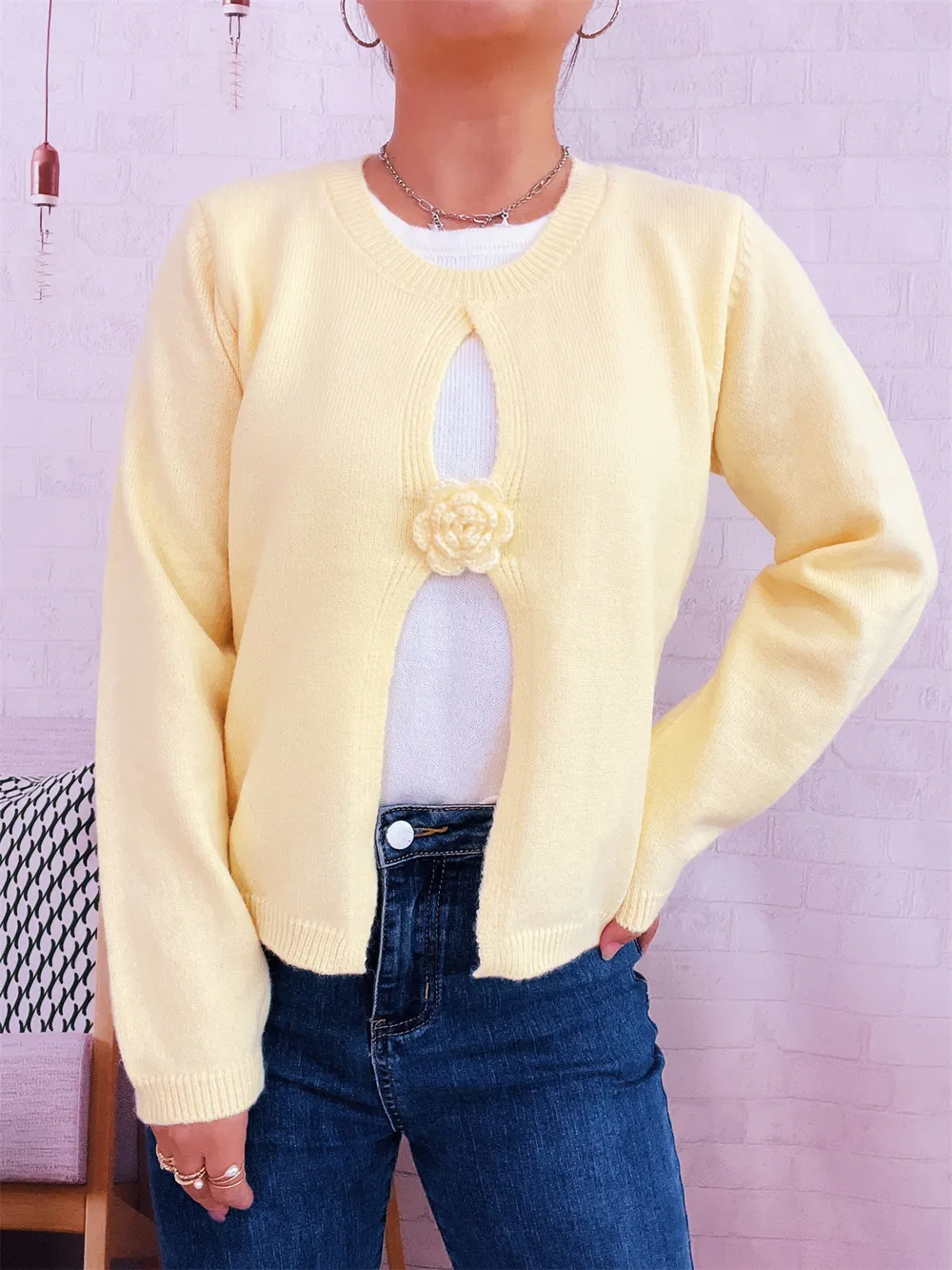 Flower Contrast Round Neck Sweater, image 16