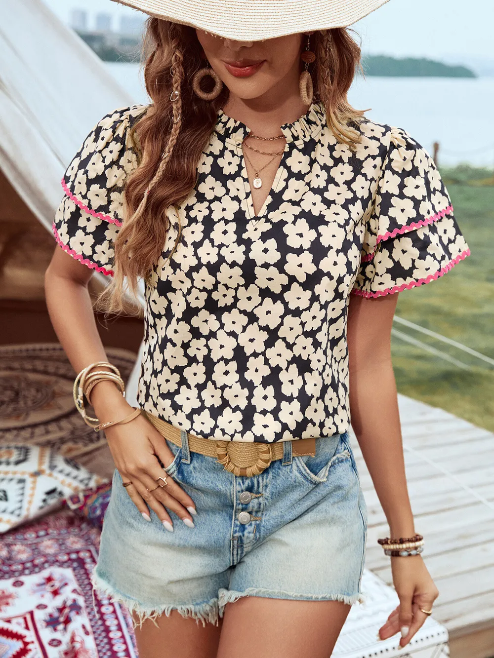 Floral Print Short Sleeve Blouse with Contrast Trim, image 5