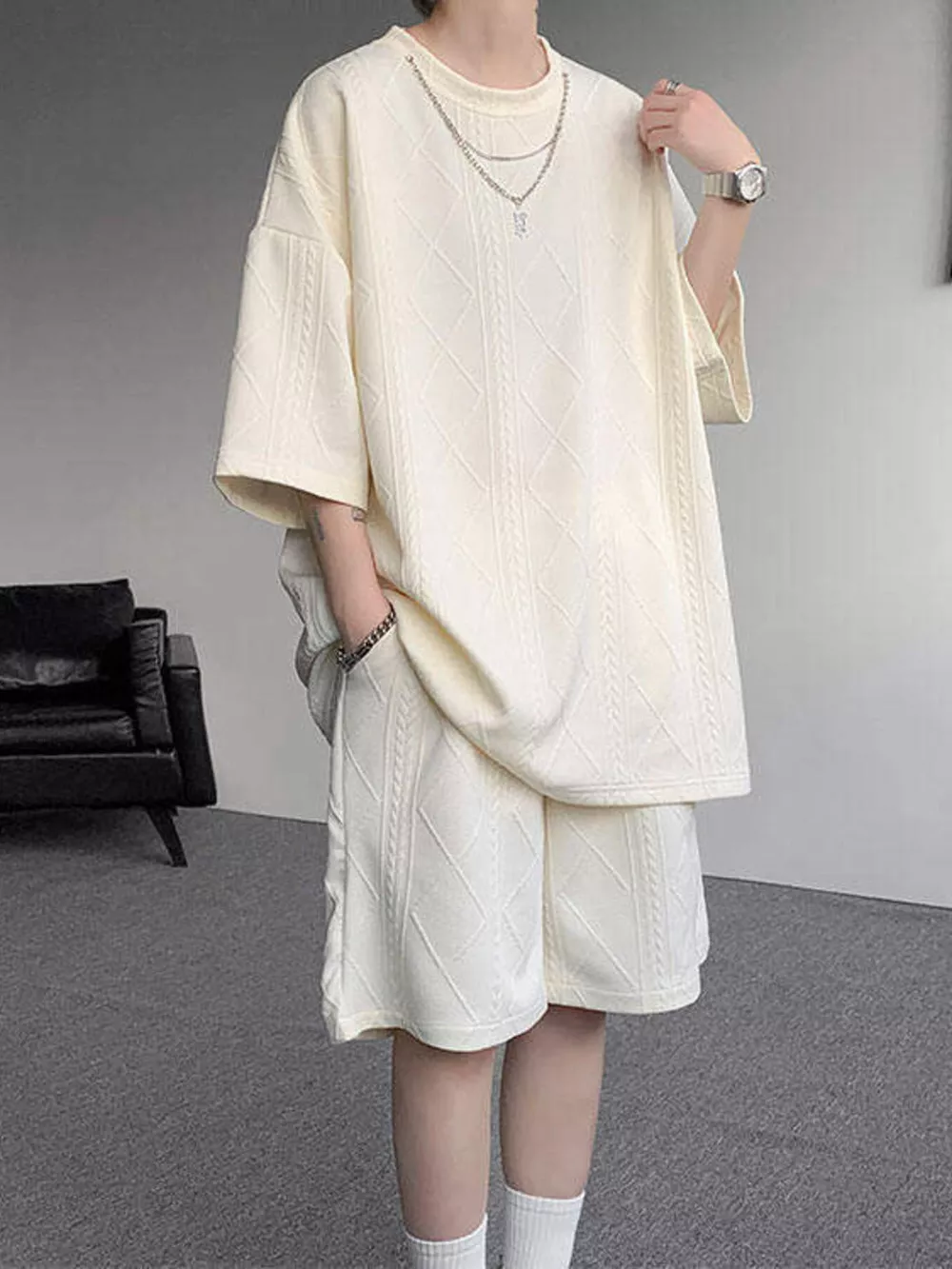 Men's Plus Size Textured Relaxed Fit Top and Shorts Set, image 3