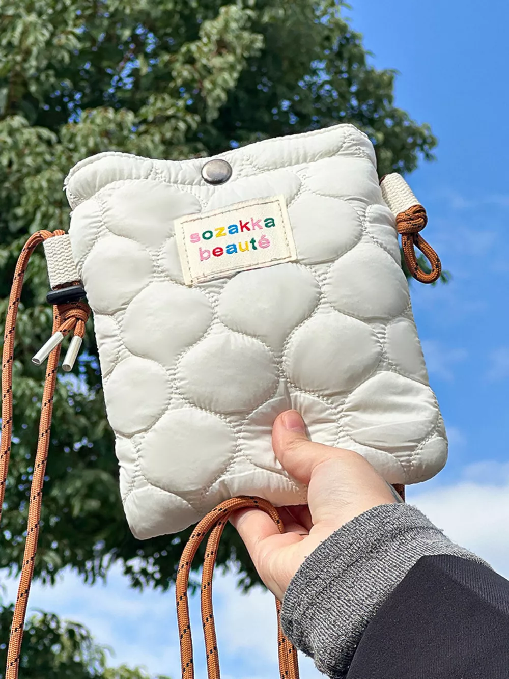 Quilted Padded Crossbody Bag with Adjustable Strap, image 4