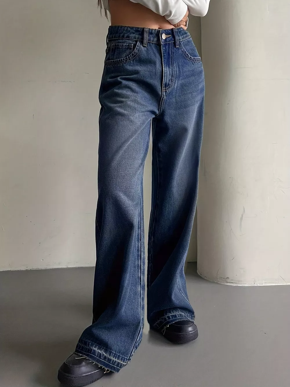 Wide Leg Vintage Wash Jeans, image 2