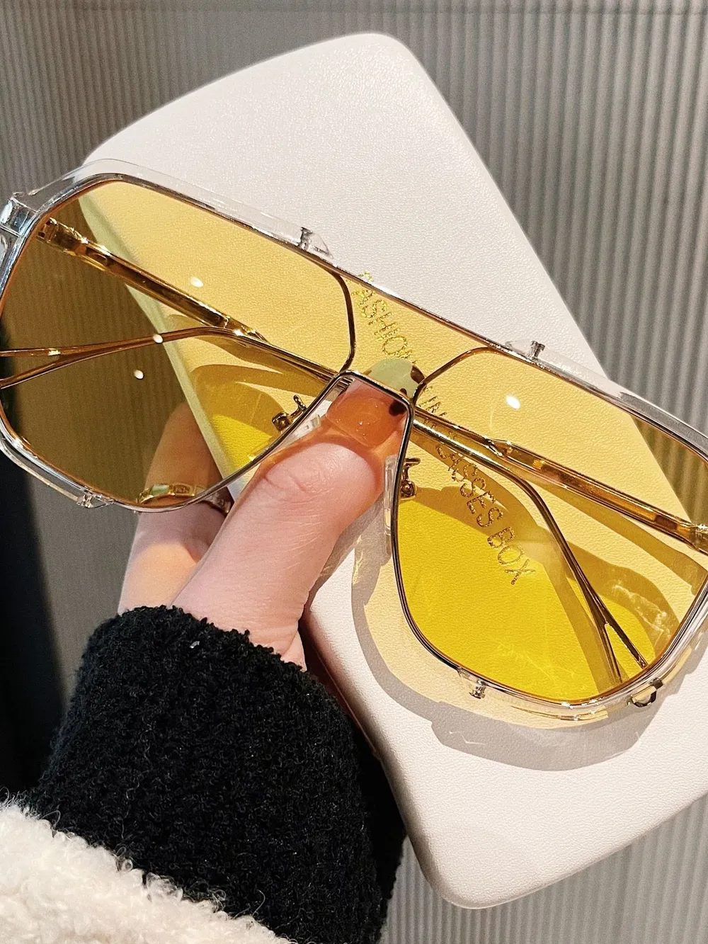 UV Protection Oversized Sunglasses, image 3