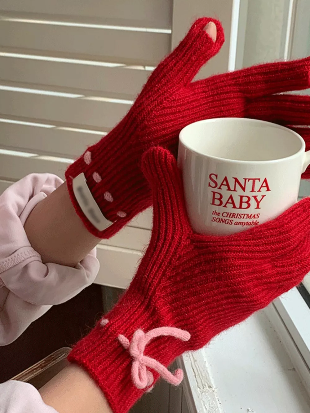 Knitted Gloves with Bow Accent, image 3