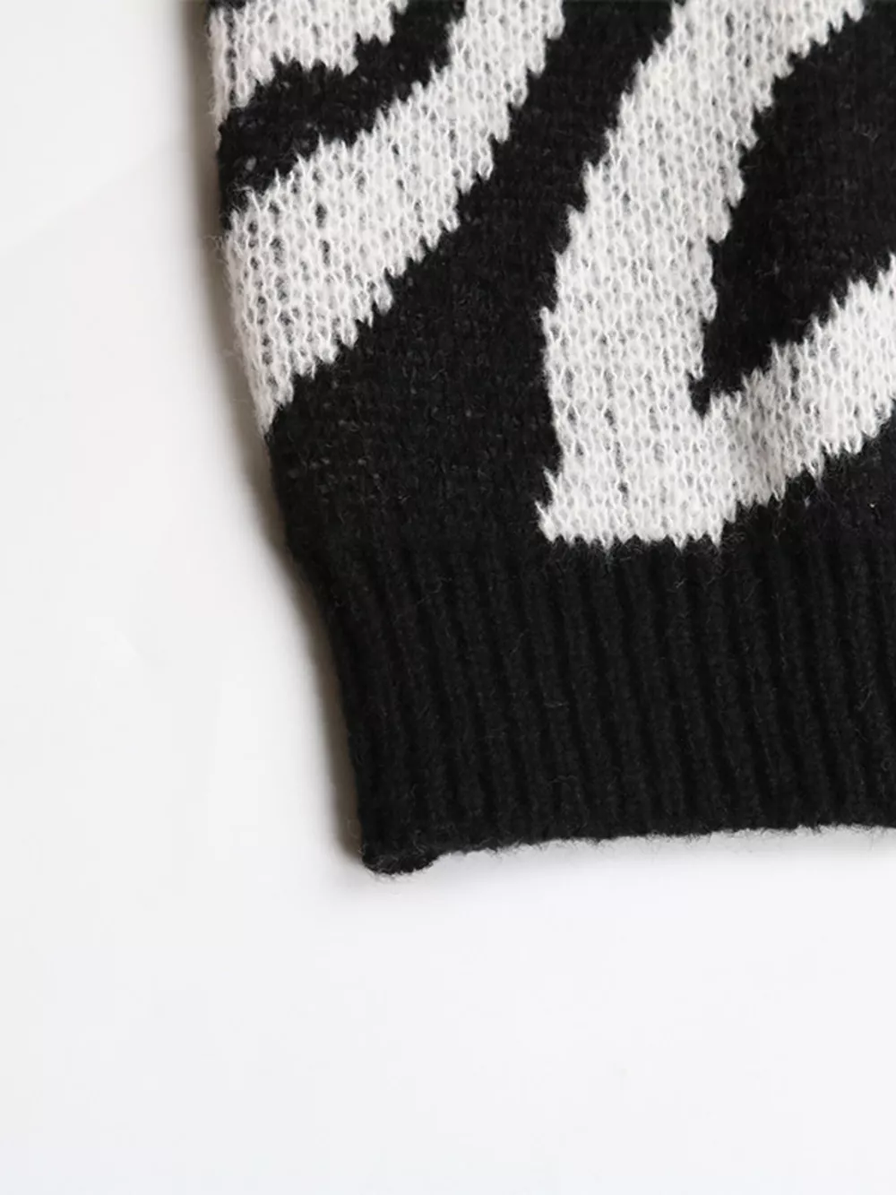Zebra Print Relaxed Fit Pullover Sweater, image 11