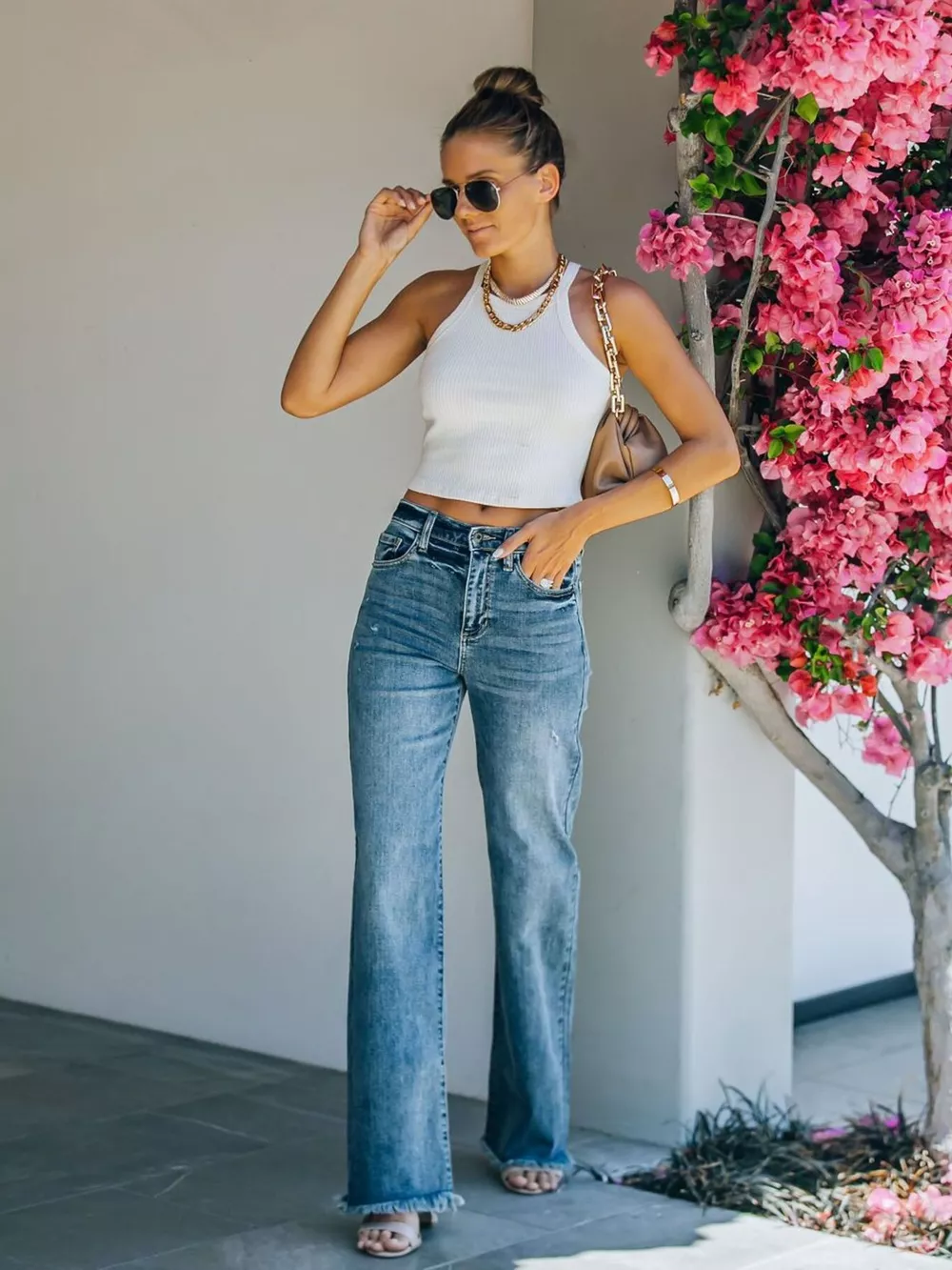 Frayed Hem High-Waisted Wide Leg Jeans, image 3