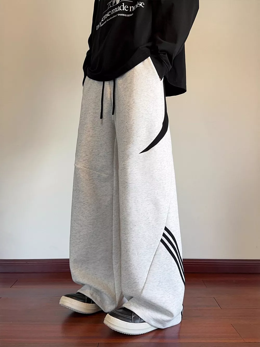 Men's Plus Size Wide Leg Casual Sweatpants with Stripe Detail, image 2