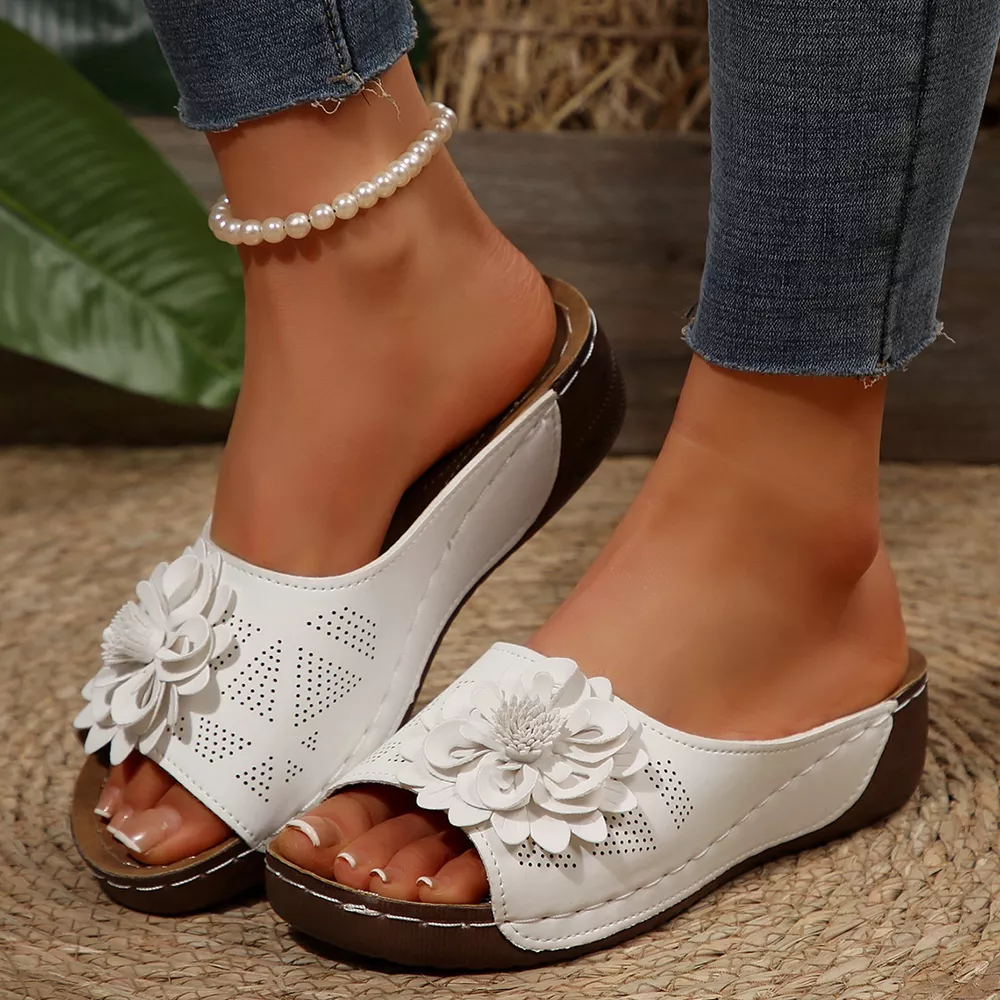 Bohemian Floral Embellished Comfortable Flat Sandals, image 3