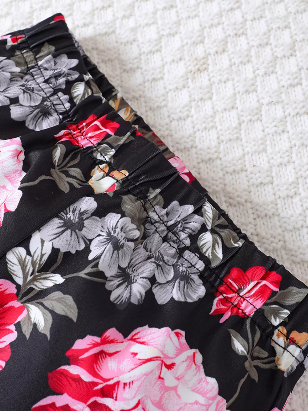 Children's Solid Top & Floral Flare Pants Set, image 3