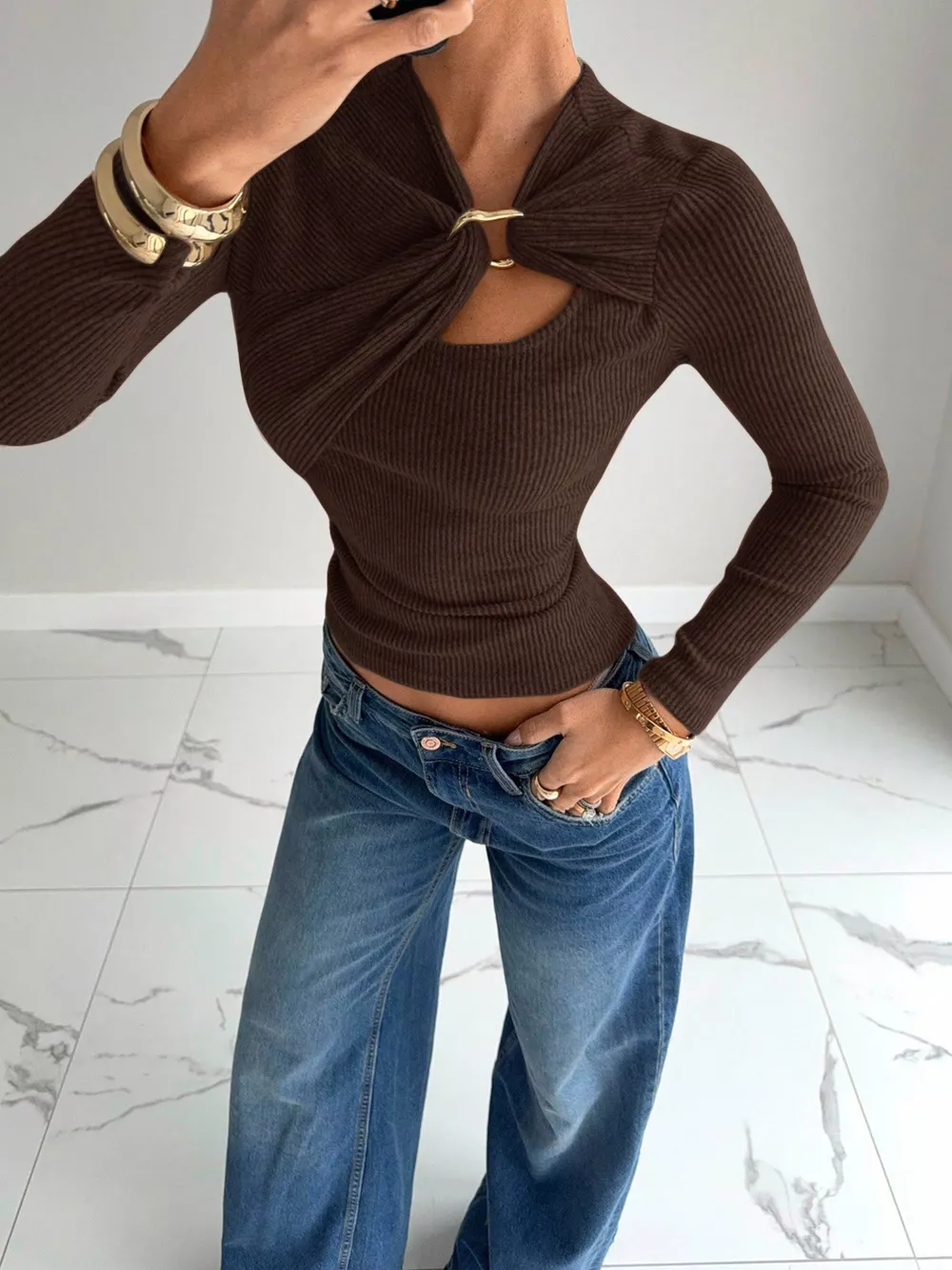 Ribbed Knit Long Sleeve T-Shirt with Metal Ring Cutout Detail, image 3