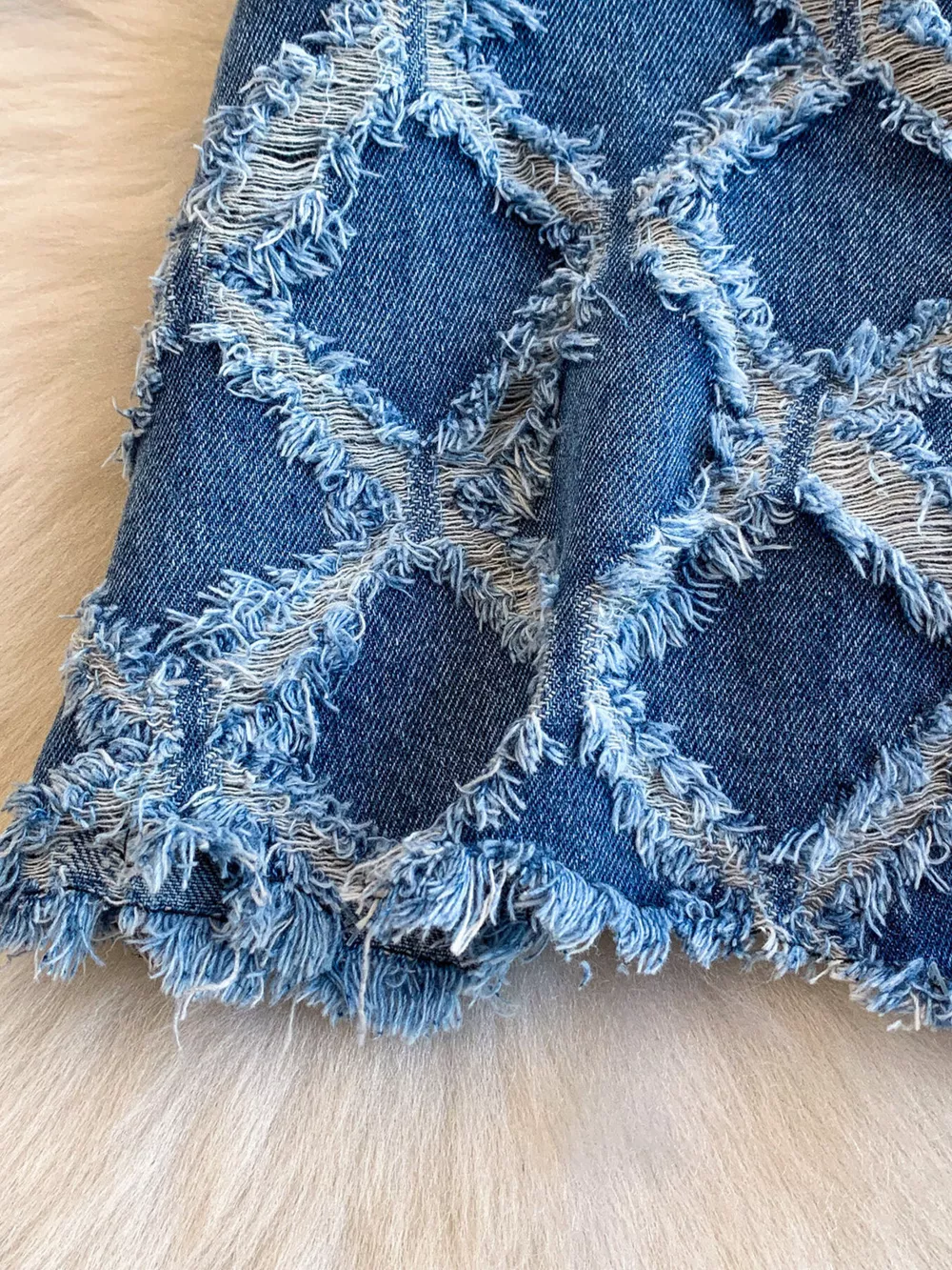 Distressed Diamond Pattern Jacket and Shorts Denim Set, image 4