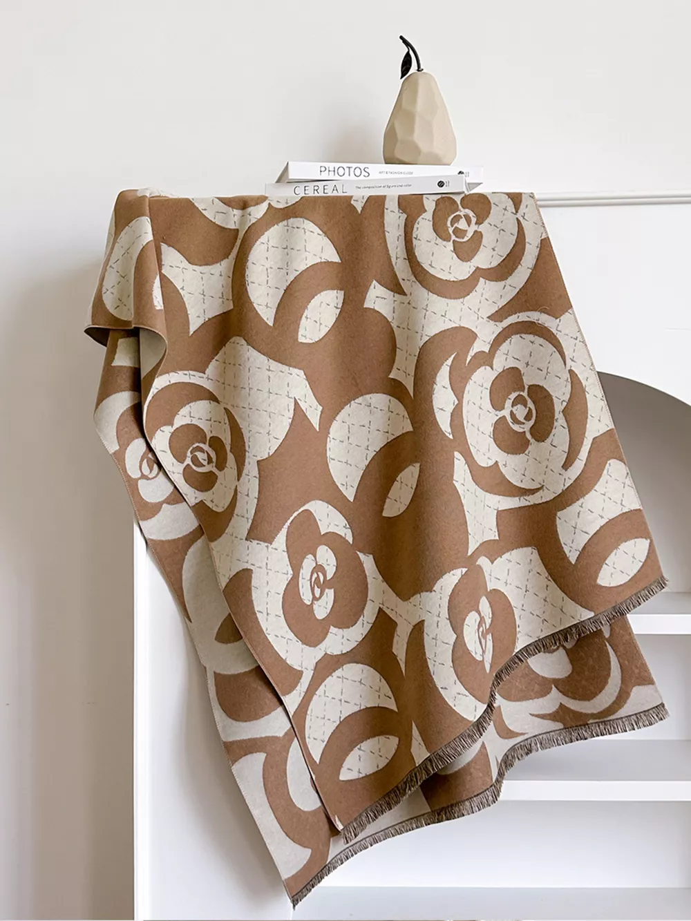 Floral Patterned Warm Scarf, image 7