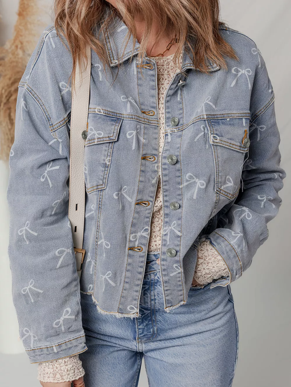 Bow Knot Print Light Wash Raw Hem Denim Jacket, image 3
