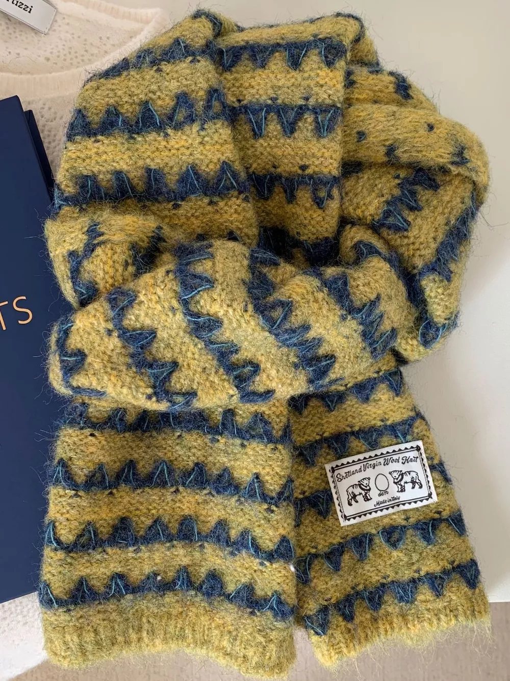 Vintage Knitted Pattern Scarf, image 4