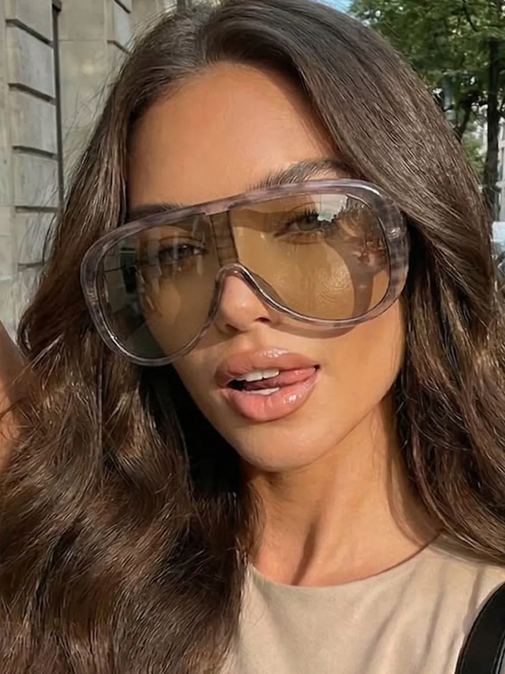Oversized Sunglasses with Tinted Lenses, image 3