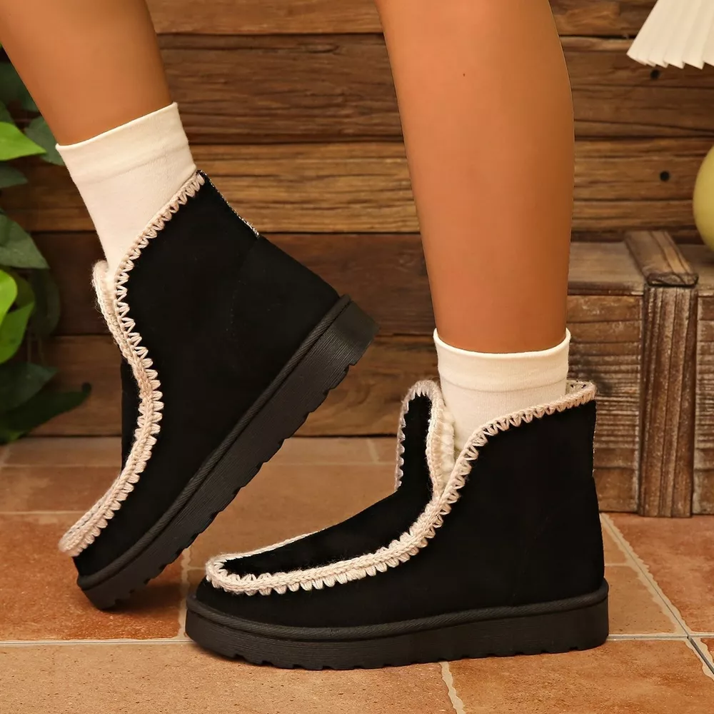 Contrast Crochet Trim Winter Boots