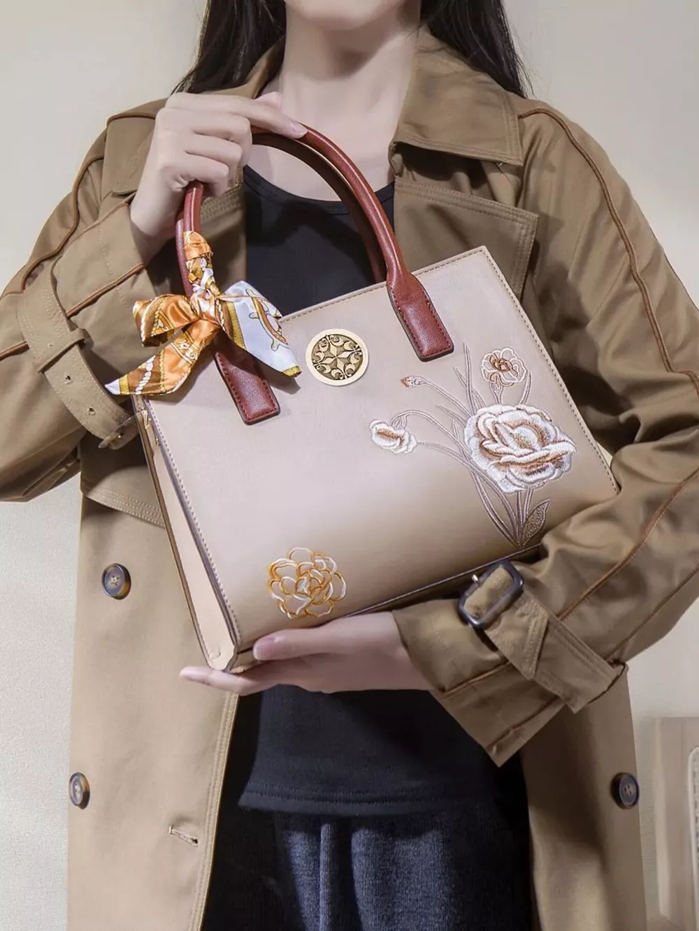 Floral Embroidered Top Handle Handbag, image 3