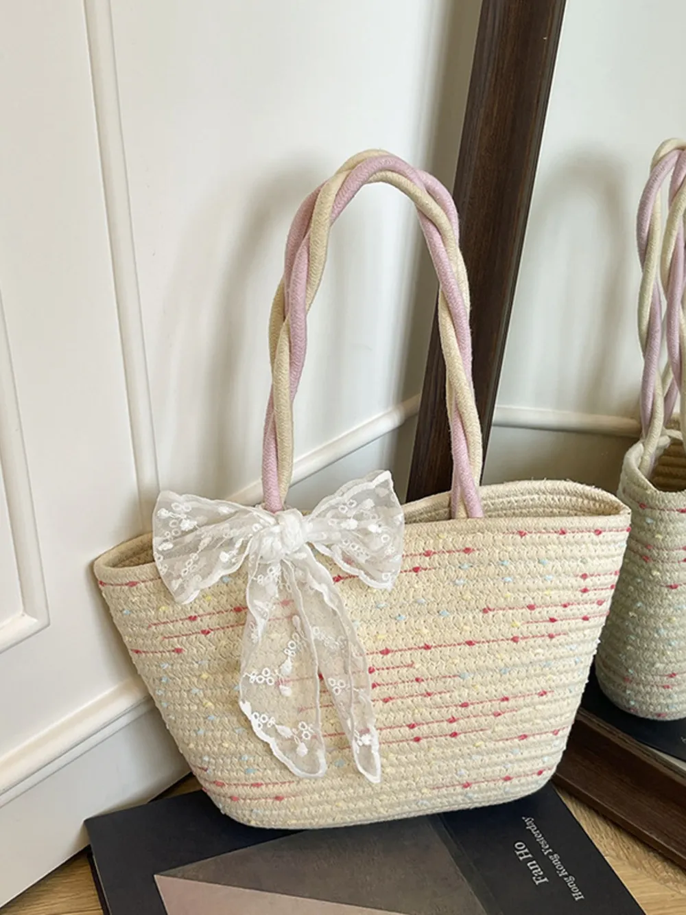 Woven Straw Shoulder Bag with Lace Bow Detail, image 3