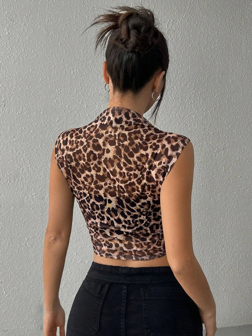Leopard Sleeveless Mock Neck Crop Top, image 4