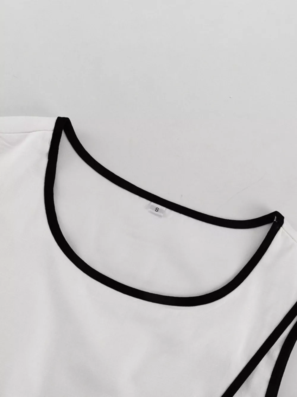 Contrast Trim Sleeveless Top and Wide-Leg Pants Set, image 6