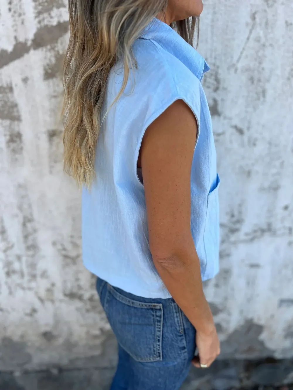 Full Size Textured Button-Front Sleeveless Shirt Plus Size, image 10