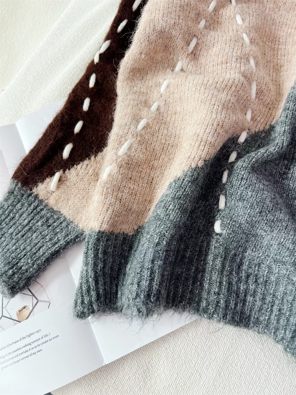 Argyle Pattern V-Neck Oversized Sweater, image 9