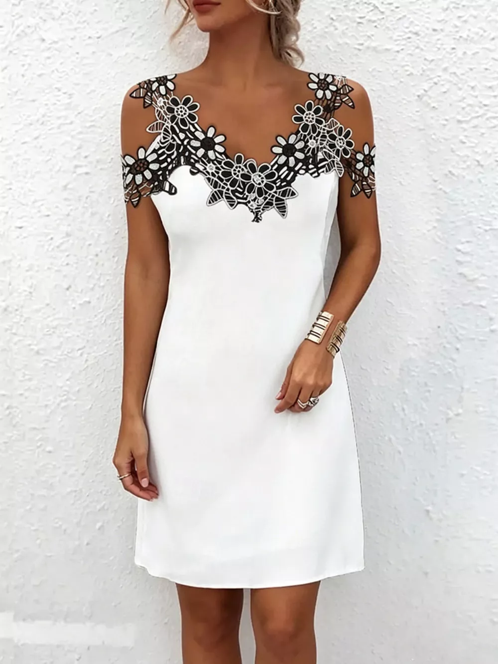 Lace Floral Trim Cold Shoulder Mini Dress, image 5
