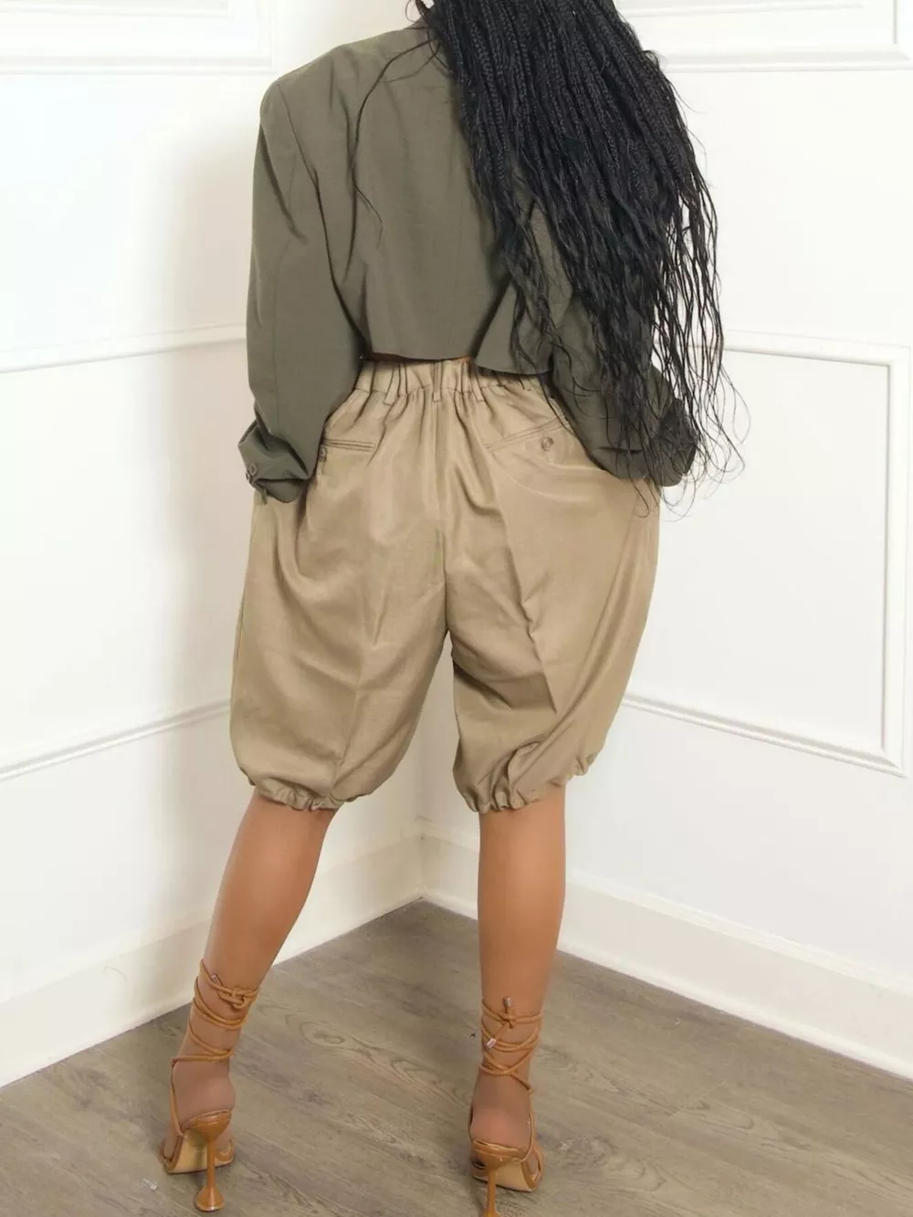 Pleated Detail High Waist Shorts, image 4