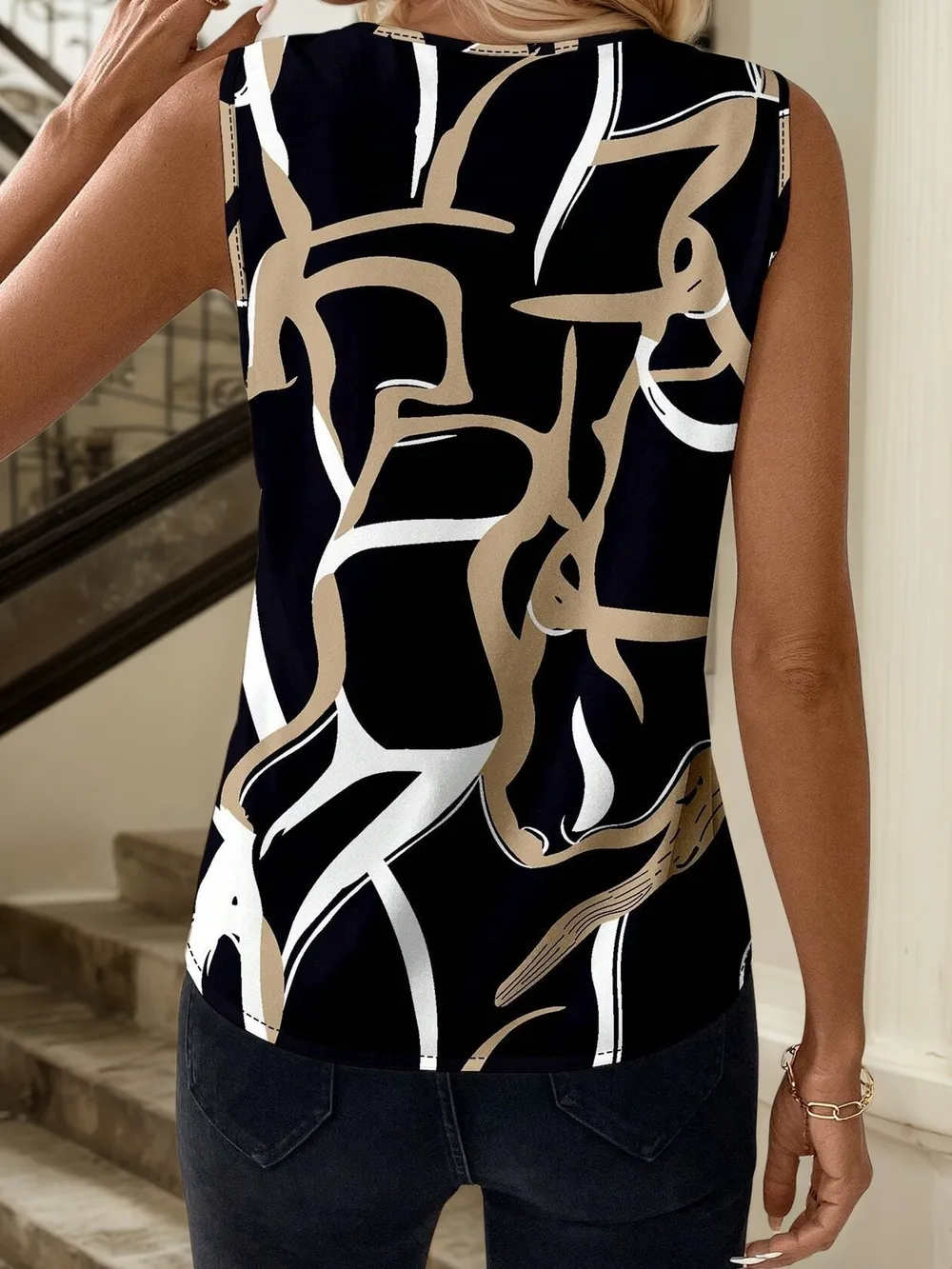 Printed V-Neck Tank, image 8