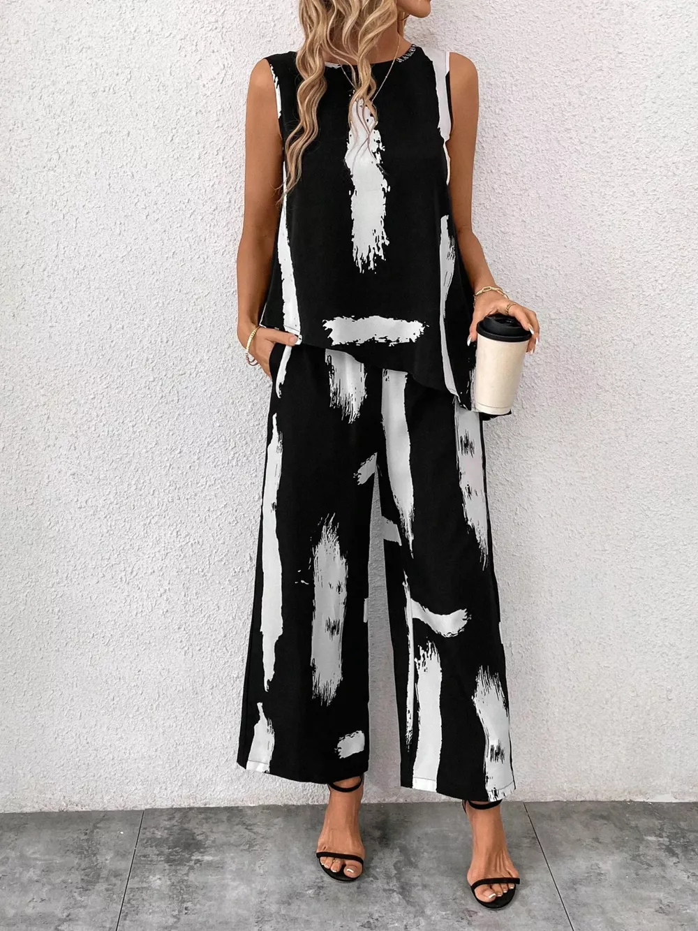 Abstract Print Sleeveless Top & Wide Leg Pants Set, image 3